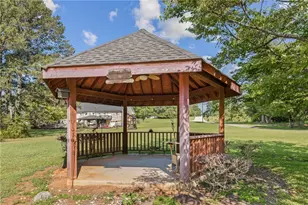 3906 Laurens Ln, Snellville, GA 30039 - Photo 36