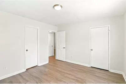 7980 Woodlake Drive, Riverdale, GA 30274 - Photo 8