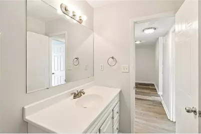 7980 Woodlake Drive, Riverdale, GA 30274 - Photo 12