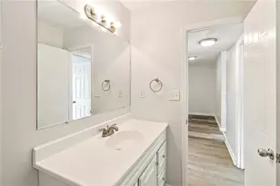 7980 Woodlake Dr, Riverdale, GA 30274 - Photo 12