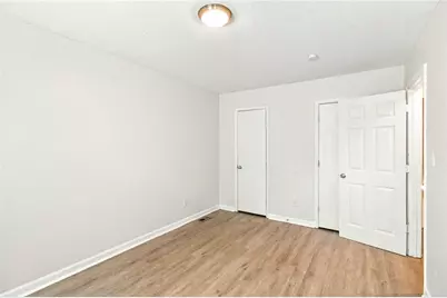 7980 Woodlake Drive, Riverdale, GA 30274 - Photo 10