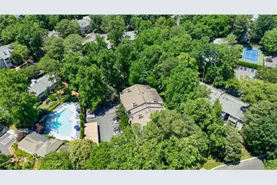 303 Summit North Drive NE, Atlanta, GA 30324 - Photo 38