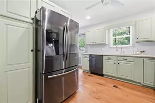 1960 Buice Ct, Cumming, GA 30028 - Photo 8