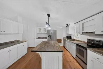 133 Garden Ridge Drive, Carrollton, GA 30116 - Photo 2