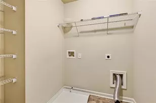 3398 Castleberry Village Cir, Cumming, GA 30040 - Photo 20