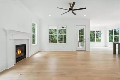 1673 Crestridge Drive SE, Marietta, GA 30067 - Photo 4