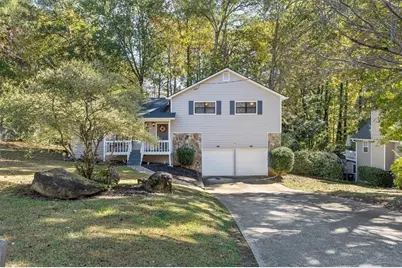 4041 Woodbridge Court, Powder Springs, GA 30127 - Photo 2