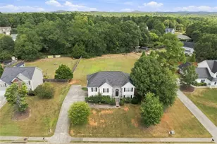 10 Seay Dr, Rome, GA 30161 - Photo 2