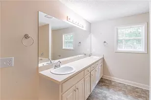 294 Ambassador Cir, Winder, GA 30680 - Photo 16