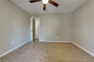 1305 Burning Bush Dr, Loganville, GA 30052 - Photo 14
