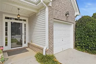 135 Riley Cir, Dawsonville, GA 30534 - Photo 8