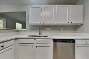 3975 Crestwater Ln, Snellville, GA 30039 - Photo 4