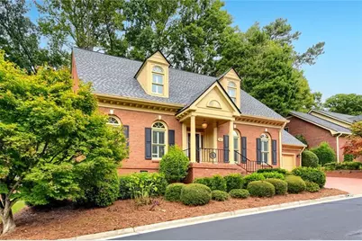 17 Downshire Circle, Decatur, GA 30033 - Photo 2