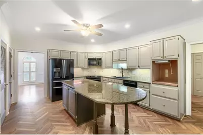17 Downshire Circle, Decatur, GA 30033 - Photo 10
