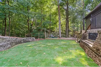 3752 Frederica Road NW, Berkeley Lake, GA 30096 - Photo 4