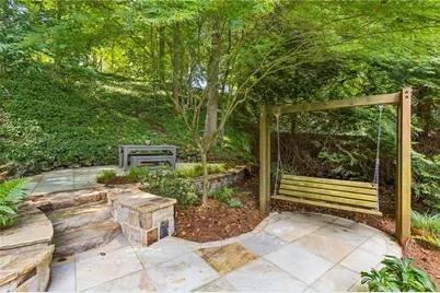 544 Hollydale Court NW, Atlanta, GA 30342 - Photo 70