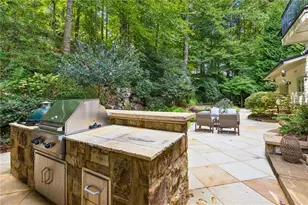 544 Hollydale Ct NW, Atlanta, GA 30342 - Photo 68