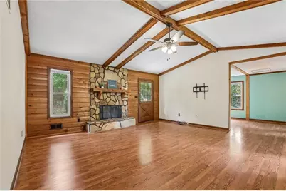 231 Sabrina Court, Woodstock, GA 30188 - Photo 4