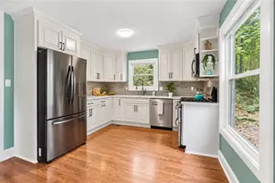 231 Sabrina Ct, Woodstock, GA 30188 - Photo 22