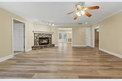 129 Buckeye Point, Commerce, GA 30530 - Photo 8