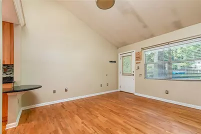 1515 Stone Gate Lane SE, Atlanta, GA 30317 - Photo 10