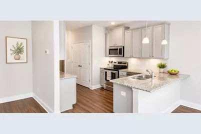 10172 Benton Woods Dr, Covington, GA 30014 - Photo 2