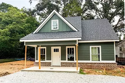 304 Cedar Street, Social Circle, GA 30025 - Photo 1