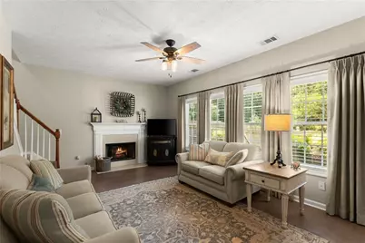 6104 Saddlehorse Drive, Flowery Branch, GA 30542 - Photo 10