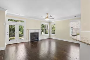 7540 Glisten Ave, Sandy Springs, GA 30328 - Photo 8