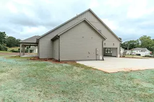 362 Races Rd, Hoschton, GA 30548 - Photo 62