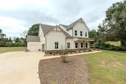 328 Races Road, Hoschton, GA 30548 - Photo 2