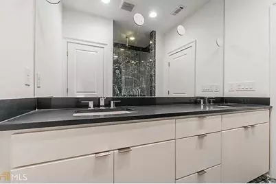 6661 Cadence Boulevard, Sandy Springs, GA 30328 - Photo 8