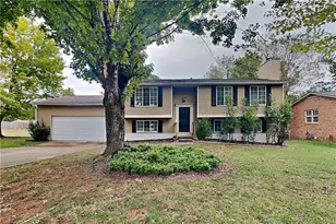 2582 Morgan Lake Dr NE, Marietta, GA 30066 - Photo 1