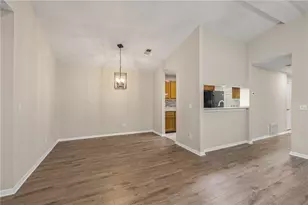 408 Warm Springs Cir, Roswell, GA 30075 - Photo 10