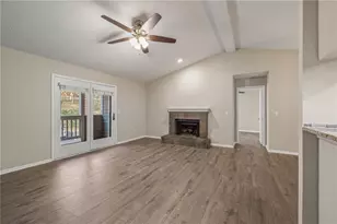408 Warm Springs Cir, Roswell, GA 30075 - Photo 6