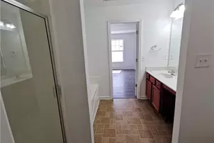 2073 Executive Dr, Duluth, GA 30096 - Photo 22