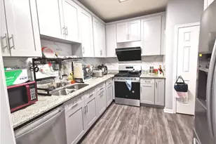 1913 Executive Dr, Duluth, GA 30096 - Photo 10