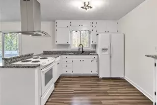 611 Navarre Dr, Stone Mountain, GA 30087 - Photo 6