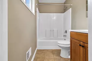 611 Navarre Dr, Stone Mountain, GA 30087 - Photo 14
