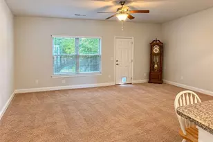 5358 Creekview Ln, Morrow, GA 30260 - Photo 4