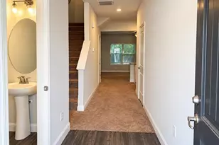 5358 Creekview Ln, Morrow, GA 30260 - Photo 2