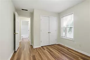 465 Lantern Wood Dr, Scottdale, GA 30079 - Photo 14