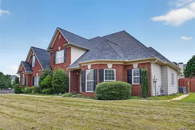 8100 Powhattan Court, McDonough, GA 30252 - Photo 2