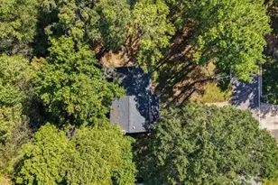 208 Fairview Point, Ellenwood, GA 30294 - Photo 32