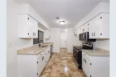 3118 Caliente Lane, Rex, GA 30273 - Photo 2