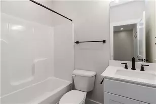 2461 Sycamore Rd NW, Atlanta, GA 30318 - Photo 14