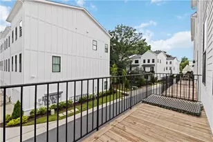 2461 Sycamore Rd NW, Atlanta, GA 30318 - Photo 20