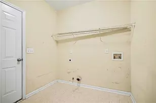 925 Liberty Ives Dr, Auburn, GA 30011 - Photo 18