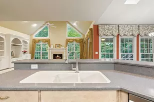 5299 Garnaby Ln NW, Peachtree Corners, GA 30092 - Photo 24