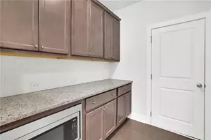1252 Windmill Pkwy, Cumming, GA 30041 - Photo 12